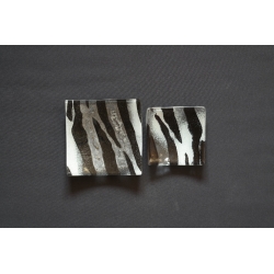 Wygięty talerz Zebra - 13x13 cm