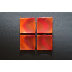Wygięty talerz Smugi Czerwone - 13x13 cm